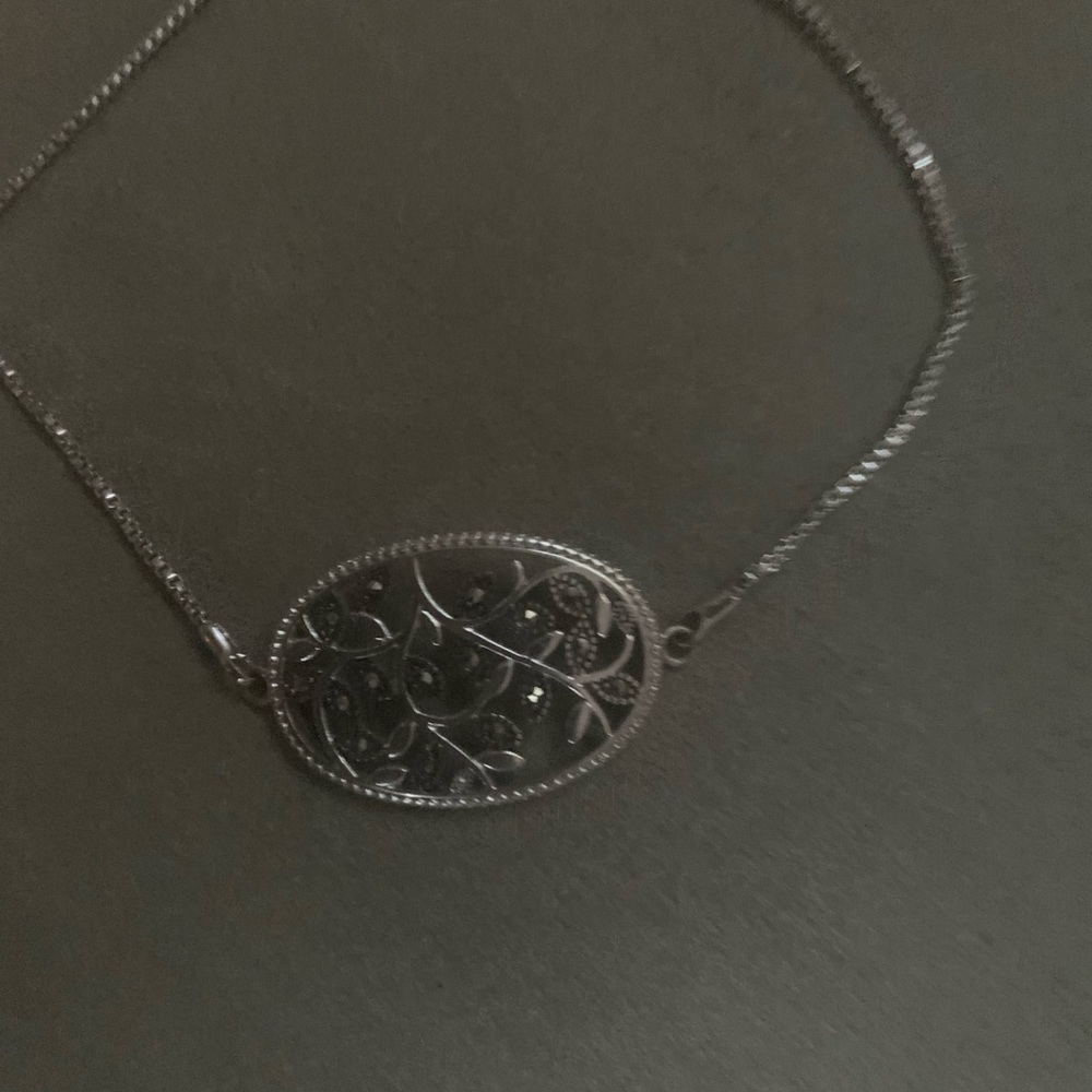 Silver Family Tree Bracelet Like New